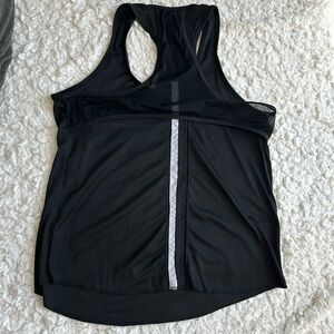 Lucky in Love tank S with stripe at back